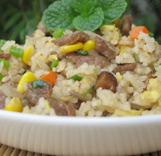 黃油牛肉粒炒飯的做法 黃油牛肉粒炒飯的做法