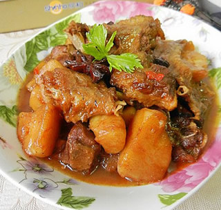土豆燒飛鴨的做法 土豆燒飛鴨的做法