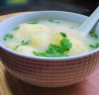 鯽魚豬仔薯湯的做法 鯽魚豬仔薯湯的做法