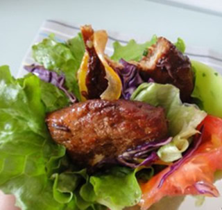 ��ɫ�u���������