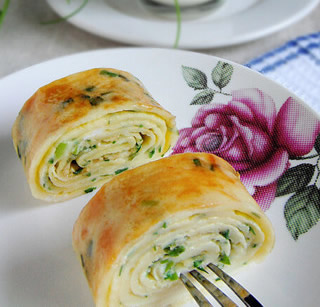 蔥香雞蛋千層餅的做法 蔥香雞蛋千層餅的做法