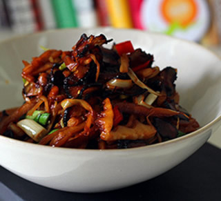 酸筍炒醬油肉的做法 酸筍炒醬油肉的做法