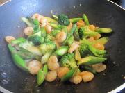 蝦仁炒蘆筍的做法圖文步驟