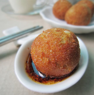 ��ҹ��V���𴺈F(tu��n)�A������