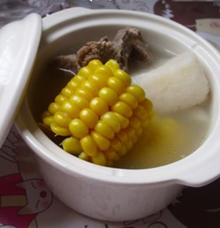 山藥玉米排骨湯的做法 山藥玉米排骨湯的做法