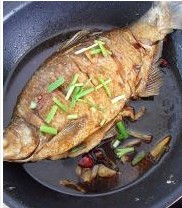 糖醋鳊魚的做法圖文步驟