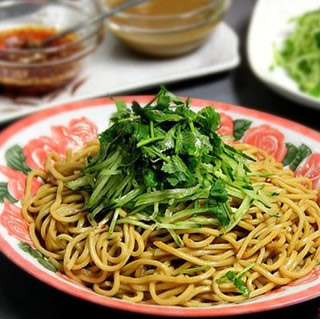 ������u�������