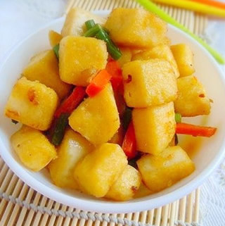 炒黃金饅頭丁的做法 炒黃金饅頭丁的做法