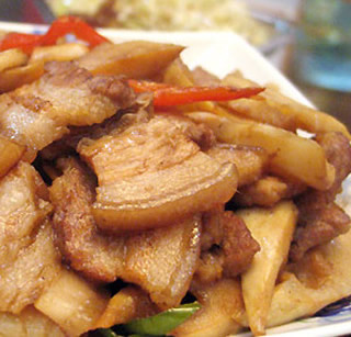 五花肉炒筍尖的做法 五花肉炒筍尖的做法