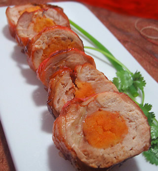 招財進(jìn)寶—金錢雞肉卷雞的做法 招財進(jìn)寶—金錢雞肉卷雞的做法