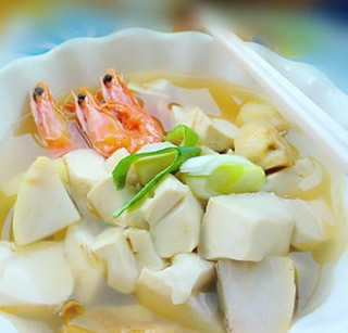 芋頭豆腐鮮蝦湯的做法 芋頭豆腐鮮蝦湯的做法