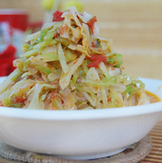 番茄炒卷心菜的做法 番茄炒卷心菜的做法