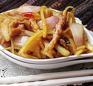 �������[����z������