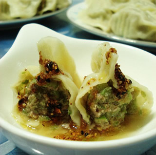 芹菜牛肉水餃的做法 芹菜牛肉水餃的做法