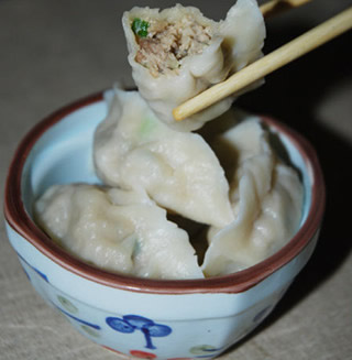 蓮藕香菇豬肉餃子的做法 蓮藕香菇豬肉餃子的做法