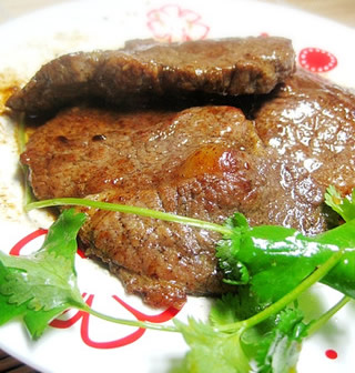 ���˹�(ji��)���ͣ��ڽ�ţ�ǵ�����