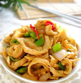 烤肉料素炒面筋的做法 烤肉料素炒面筋的做法