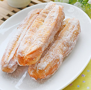 霜糖油條的做法 霜糖油條的做法