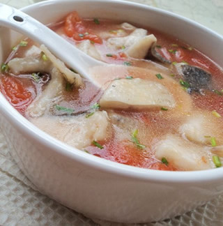 番茄鰱魚湯的做法 番茄鰱魚湯的做法