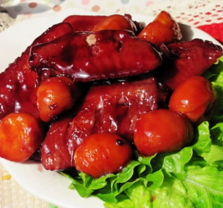 紅酒栗子燒雞翅的做法 紅酒栗子燒雞翅的做法