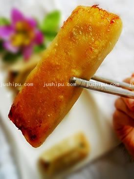 �r����N������