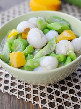 美食天下荔枝爆絲瓜的做法 美食天下荔枝爆絲瓜的做法