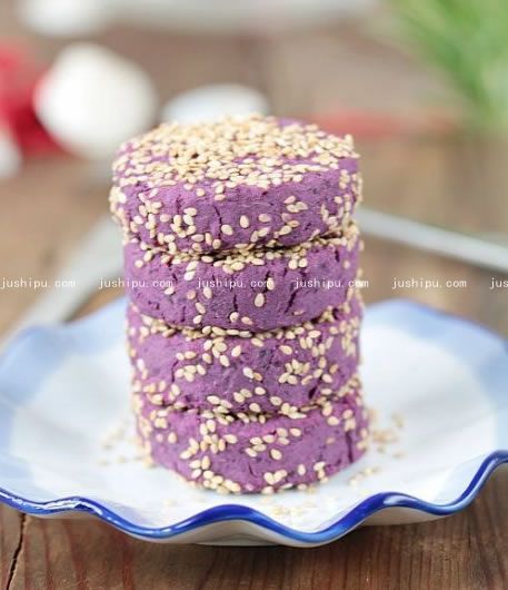 平底鍋?zhàn)鲜盹灥淖龇?m.sk010.cn