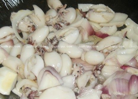 香辣墨魚仔的做法 m.sk010.cn