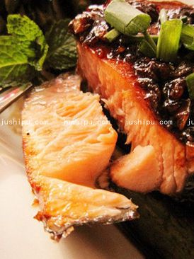 照燒三文魚配煎蘆筍的做法 照燒三文魚配煎蘆筍的做法