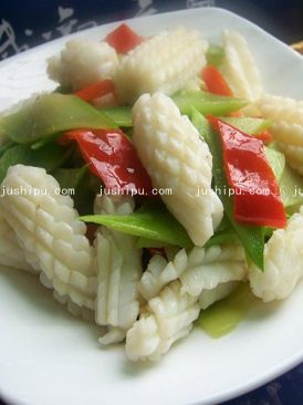 芥藍(lán)爆魷魚的做法 芥藍(lán)爆魷魚的做法