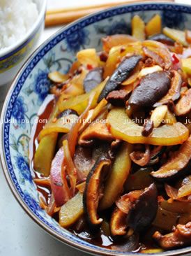 香菇燴老黃瓜的做法 香菇燴老黃瓜的做法