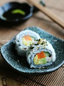 牛油果反卷的做法 牛油果反卷的做法