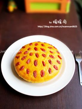 南瓜枸杞子發(fā)糕的做法 南瓜枸杞子發(fā)糕的做法