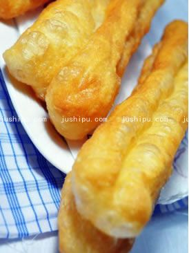 炸油條的做法 炸油條的做法