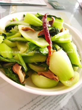 鹽水鴨胗炒青菜的做法 鹽水鴨胗炒青菜的做法