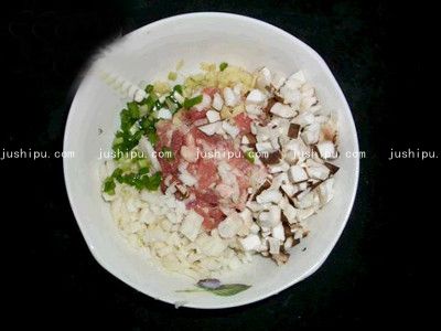 肉餅蒸蛋的做法 m.sk010.cn