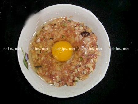 肉餅蒸蛋的做法 m.sk010.cn