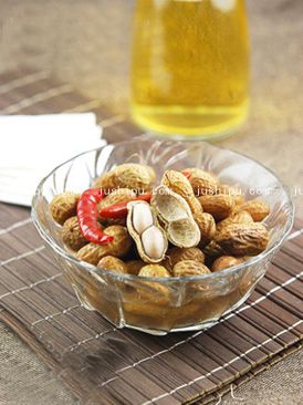 五香啤酒花生的做法 五香啤酒花生的做法