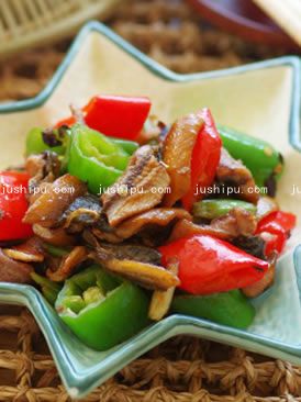 雙色豉椒溜鱔片的做法 雙色豉椒溜鱔片的做法