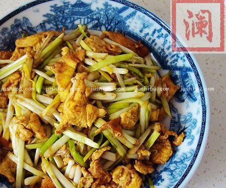 雞蛋炒蒜黃的做法 m.sk010.cn