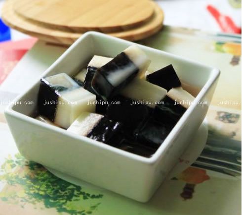 冰鎮(zhèn)龜苓膏的做法 m.sk010.cn