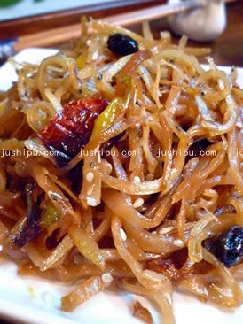 下飯菜 丁香魚炒咸菜的做法 下飯菜 丁香魚炒咸菜的做法