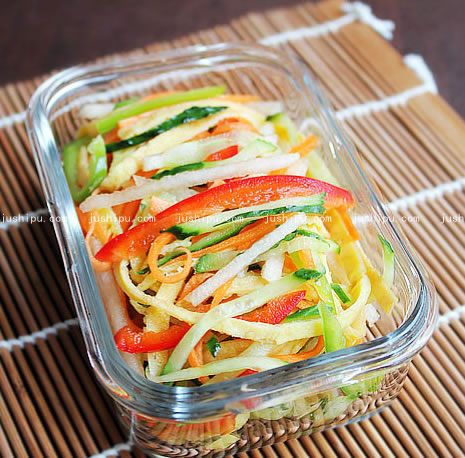 梨汁蔬菜沙拉的做法 m.sk010.cn