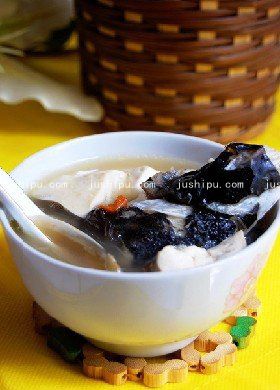 木耳魚頭湯的做法 木耳魚頭湯的做法