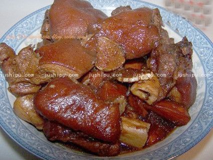 紅燒蹄膀的做法 m.sk010.cn