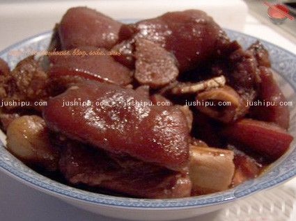 紅燒蹄膀的做法 m.sk010.cn