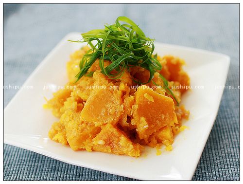 美食天下咸蛋黃炒南瓜的做法 美食天下咸蛋黃炒南瓜的做法